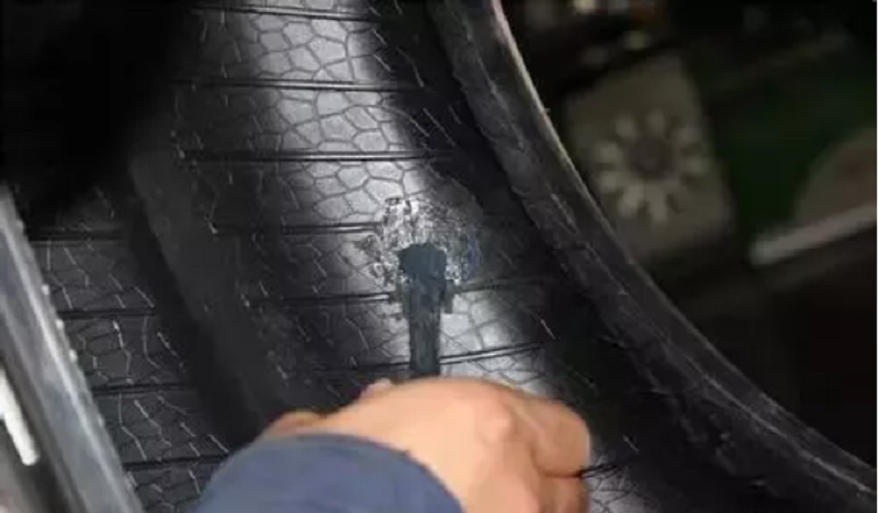 汽車膠粘劑
